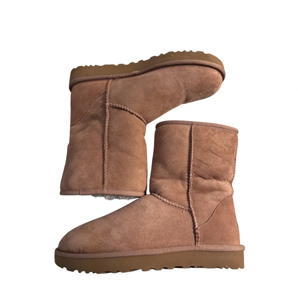 UGG Classic Short II‎ Chestnut Brown Suede Sheepskin Boots 1016223 Womens 9